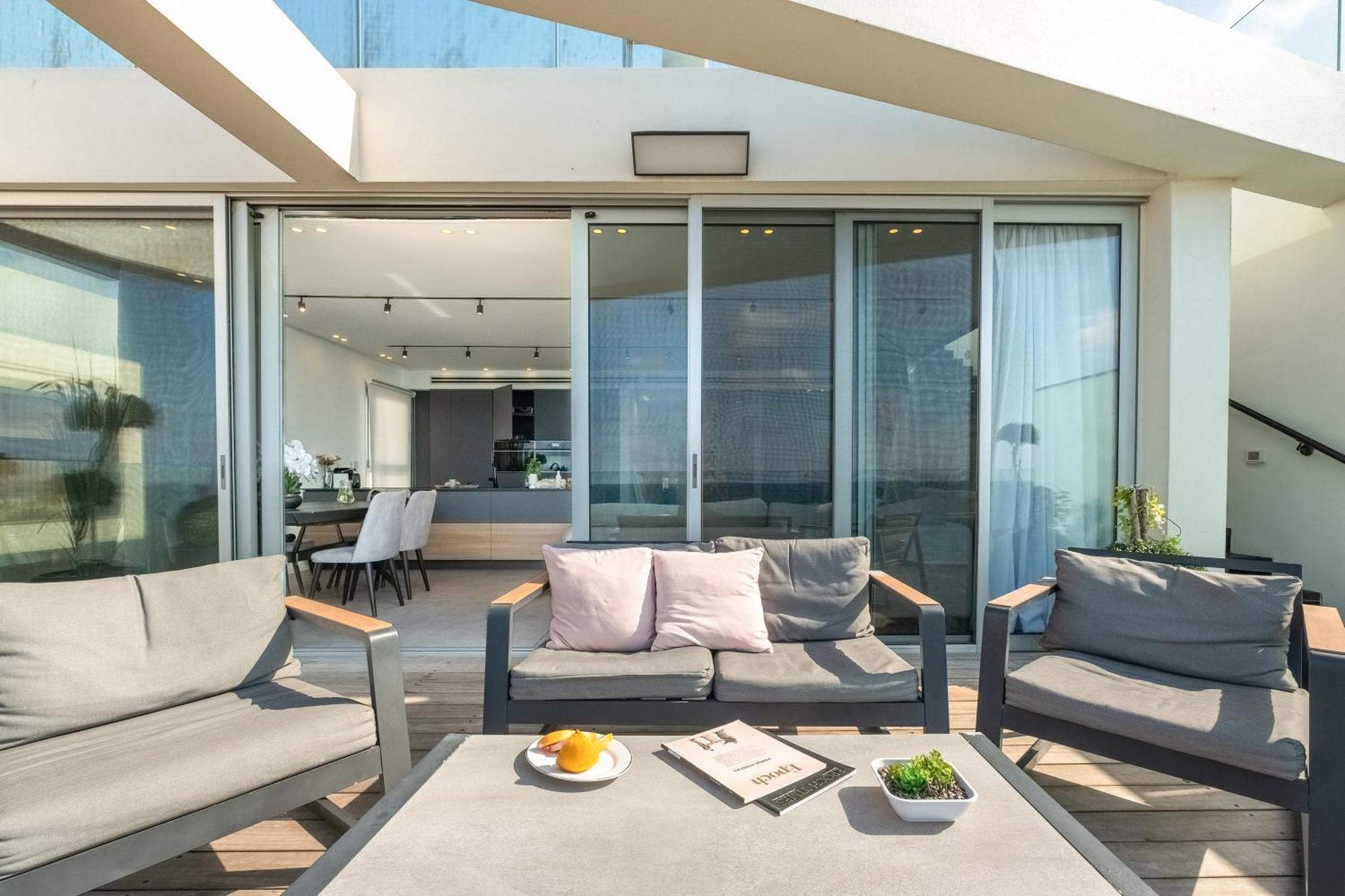 חיפה Penthouse 3Br + Roof Top + Parking - On The Beach מראה חיצוני תמונה