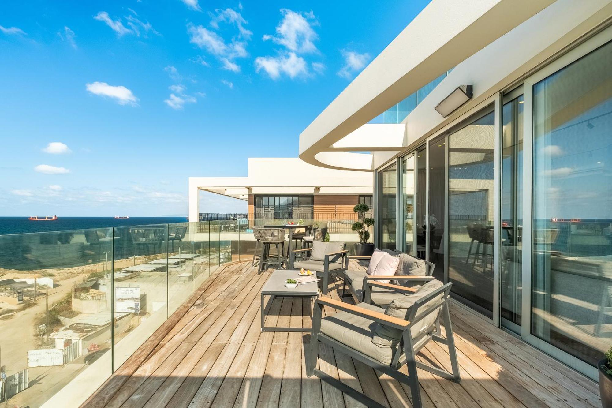 חיפה Penthouse 3Br + Roof Top + Parking - On The Beach מראה חיצוני תמונה