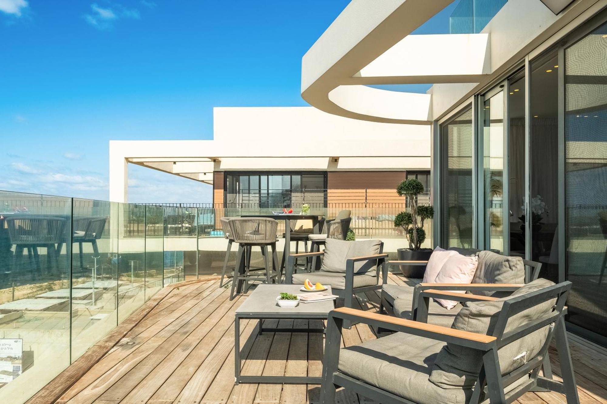 חיפה Penthouse 3Br + Roof Top + Parking - On The Beach מראה חיצוני תמונה
