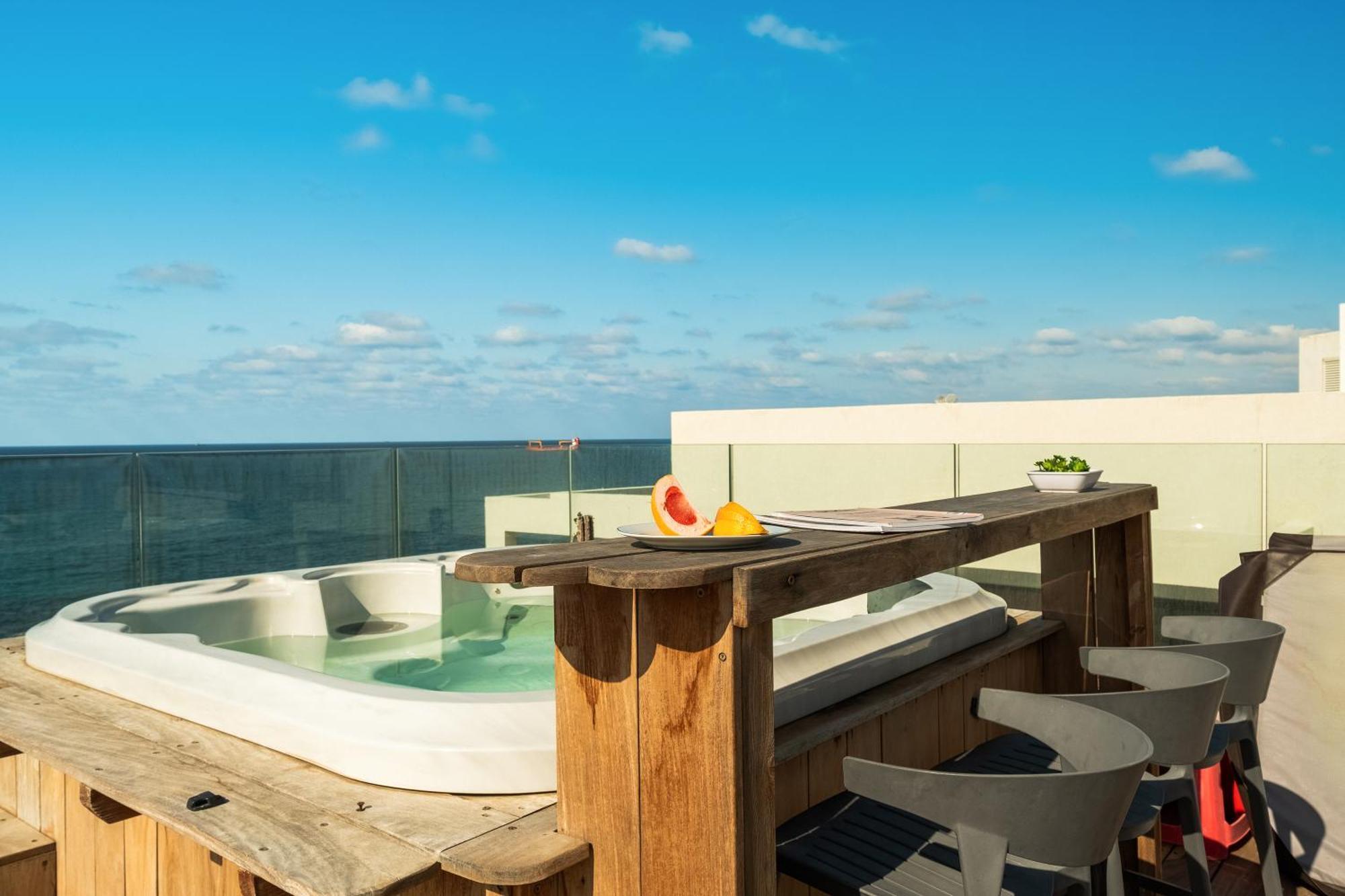 חיפה Penthouse 3Br + Roof Top + Parking - On The Beach מראה חיצוני תמונה