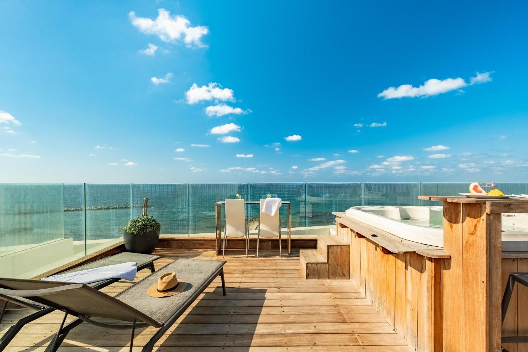 חיפה Penthouse 3Br + Roof Top + Parking - On The Beach מראה חיצוני תמונה